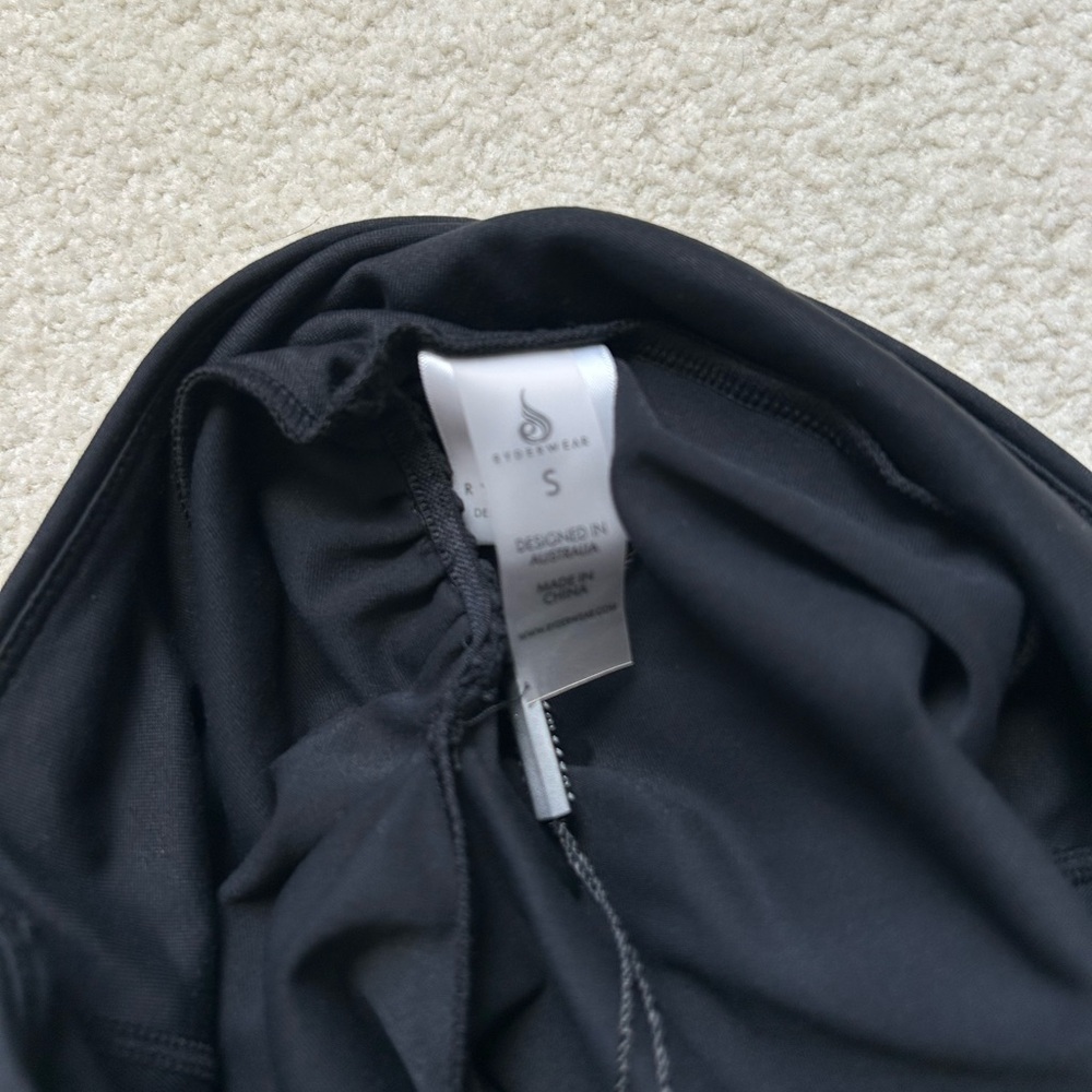 Ryderwear Animal scrunch Bum Black High-Waisted Shorts - Picture 4 of 10